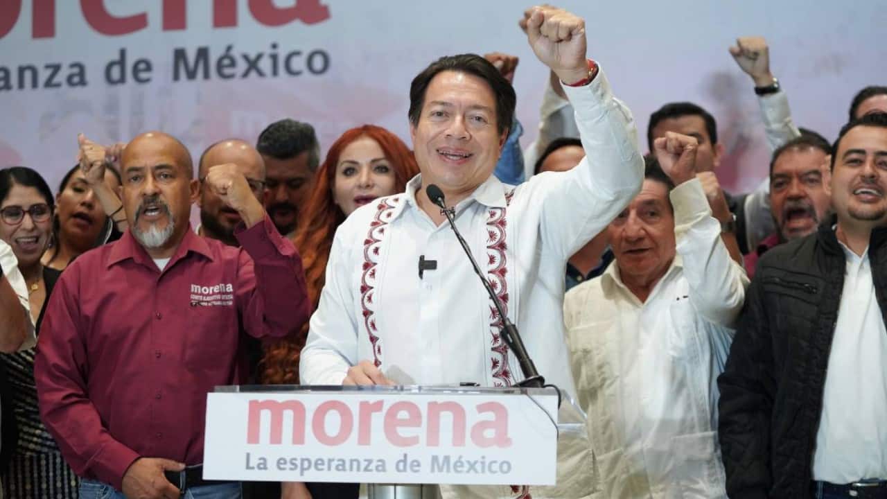 Mario Delgado ratifica que candidato presidencial de Morena se elegirá por encuesta; Monreal responde