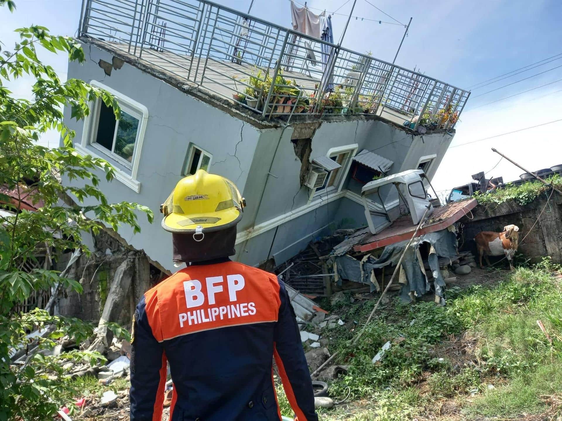 Reportan muertos tras sismo de magnitud 7.0 en Filipinas
