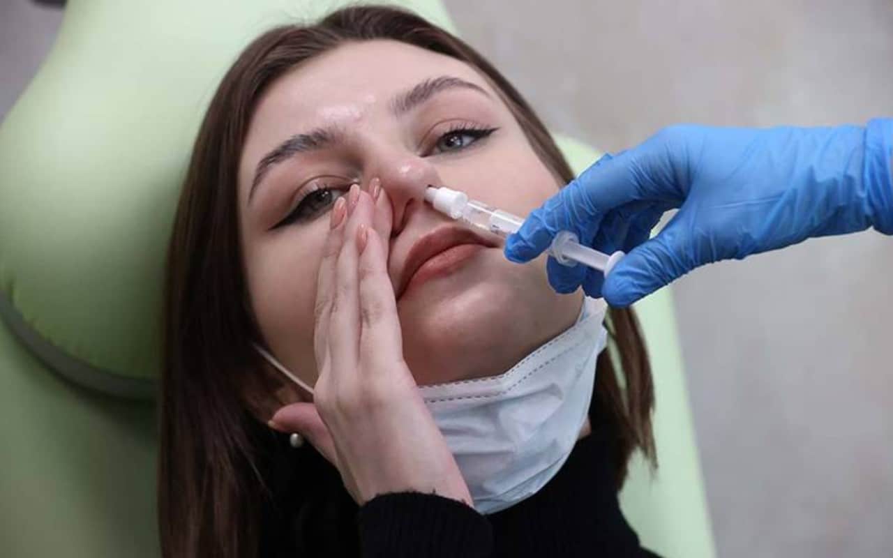 Rusia: vacuna Sputnik V nasal protege contra toda variante