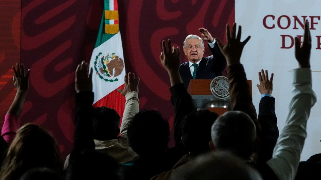 El presidente, Andrés Manuel López Obrador, durante la conferencia mañanera desde Palacio Nacional.