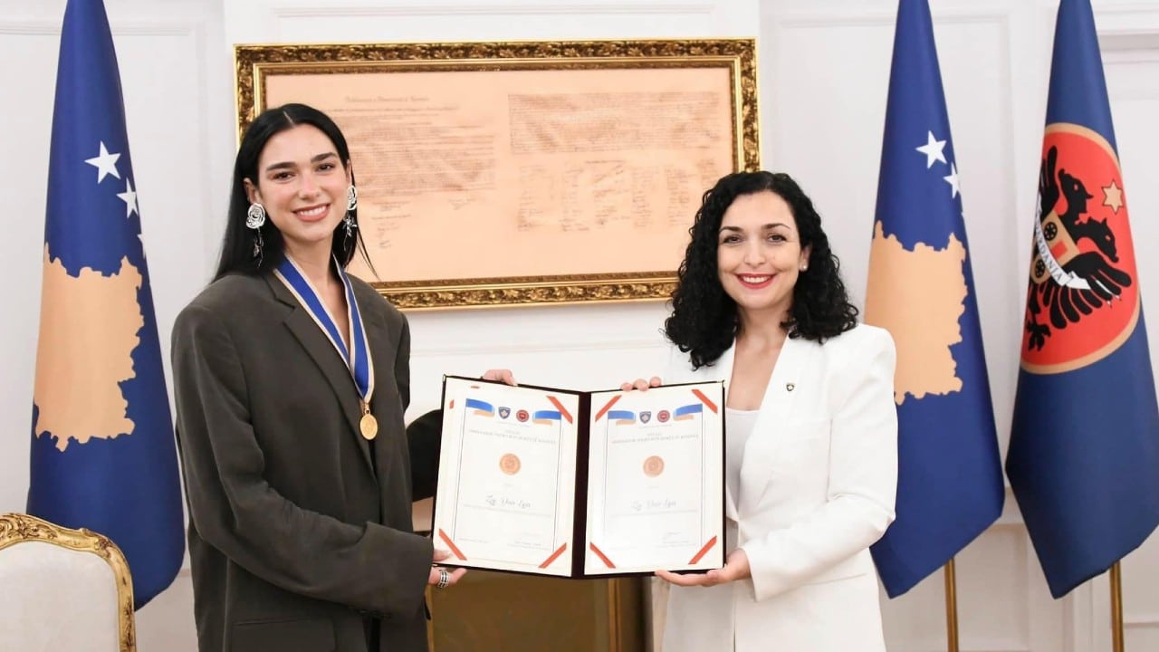Dua Lipa es nombrada embajadora de honor de Kosovo