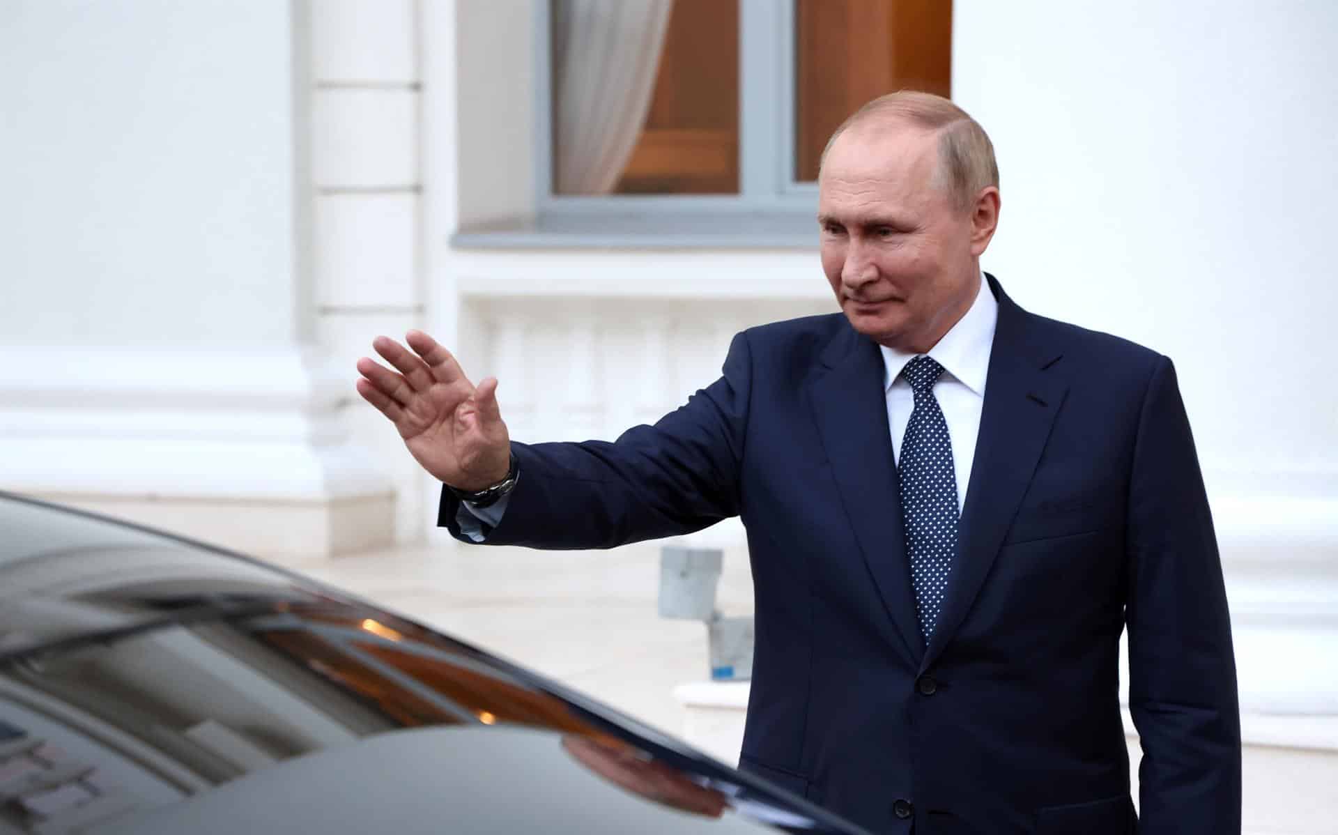 Kremlin dice que no hay condiciones para una reunión entre Putin y Zelenski