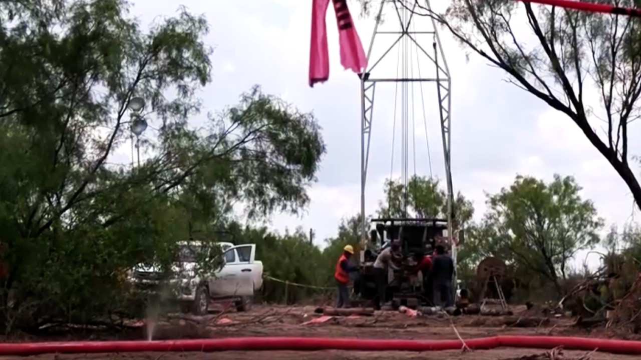 ‘Se trabaja las 24 horas del día en labores de bombeo’, asegura gobierno de Coahuila sobre mina