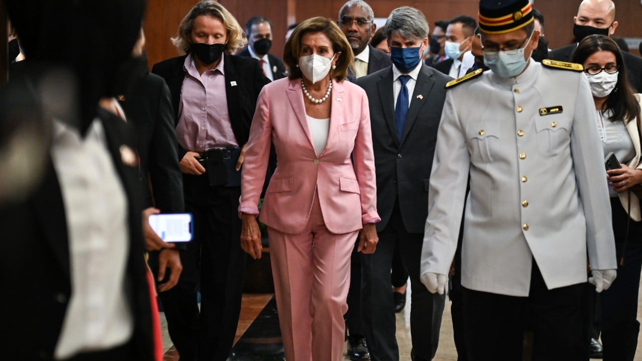 Pelosi llega a Malasia y sube la tensión por visita a Taiwán