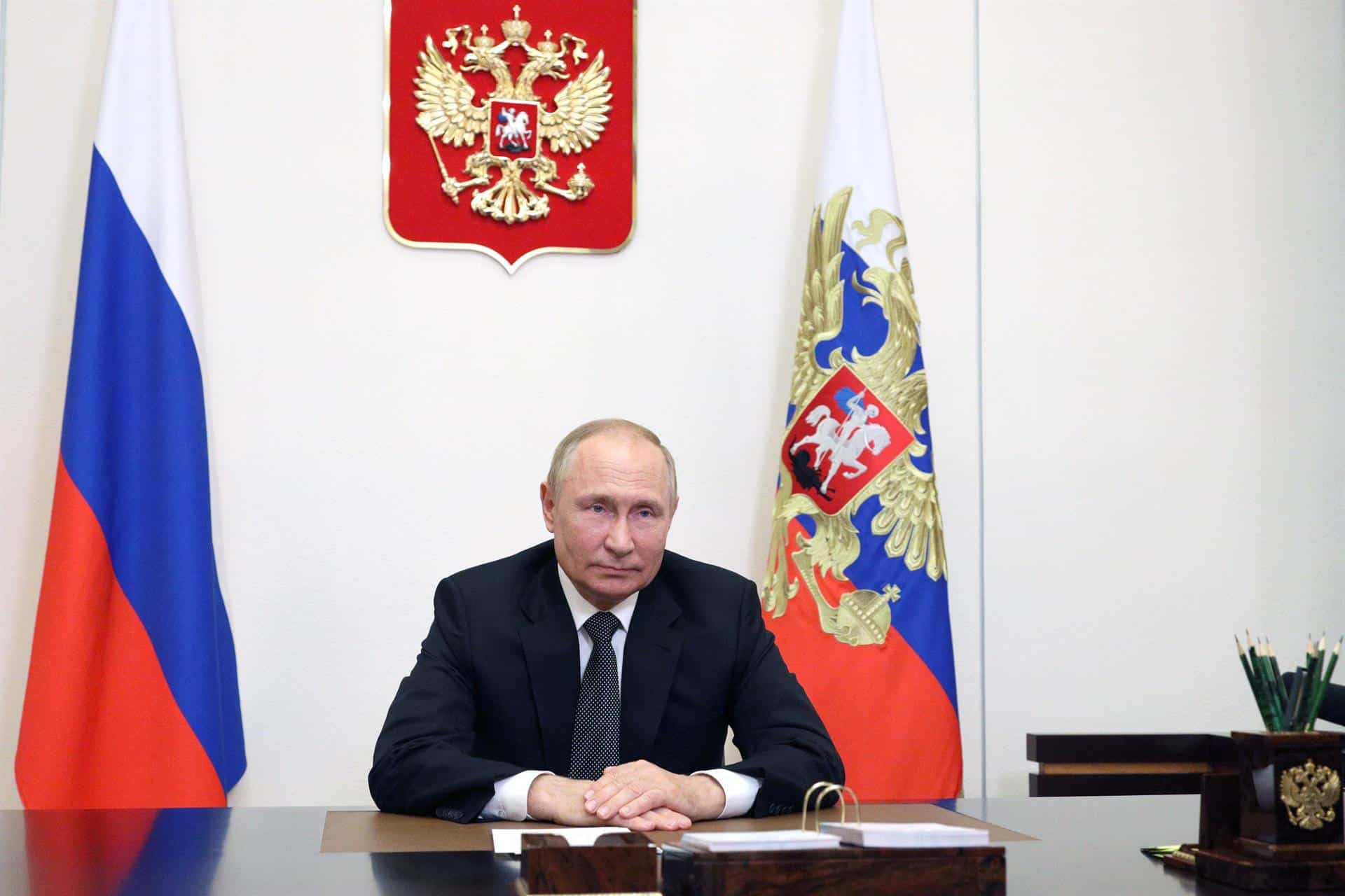 Putin acusa a EEUU de buscar 'prolongar' el conflicto ucraniano y 'desestabilizar' el mundo.