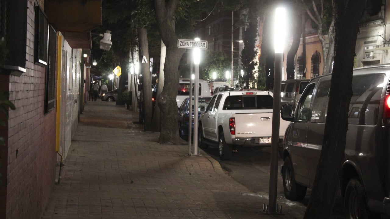 Roban luminarias para oscurecer calles y cometer delitos en alcaldías de CDMX