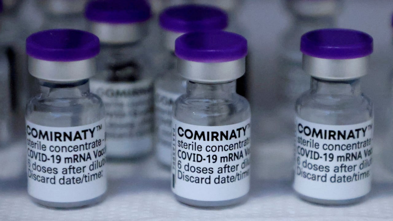 Pfizer pide aprobación en EUA para vacuna contra variante ómicron de COVID-19