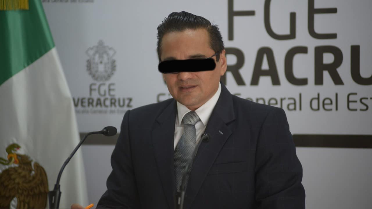 Vinculan a proceso a exfiscal de Veracruz por desaparición forzada y secuestro
