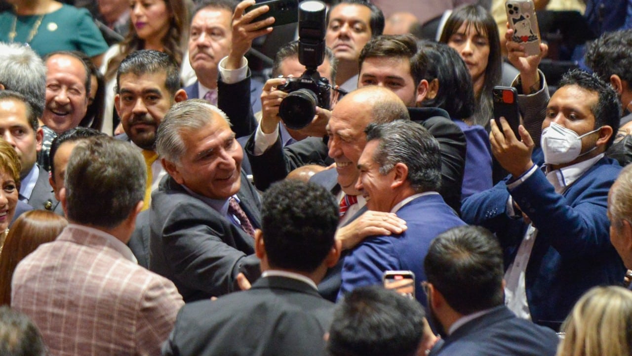Exigen en Senado renuncia de Alejandro Moreno al PRI para salvar alianza opositora