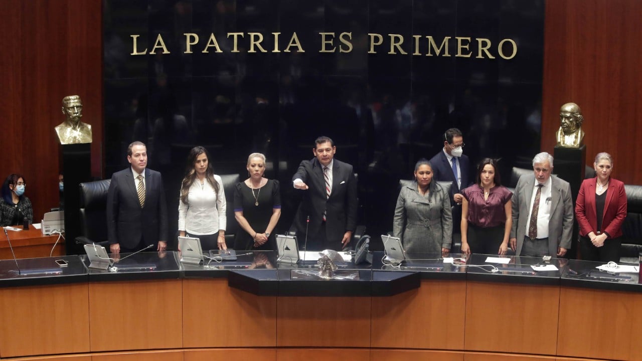 Alejandro Armenta rinde protesta como presidente del Senado de la República