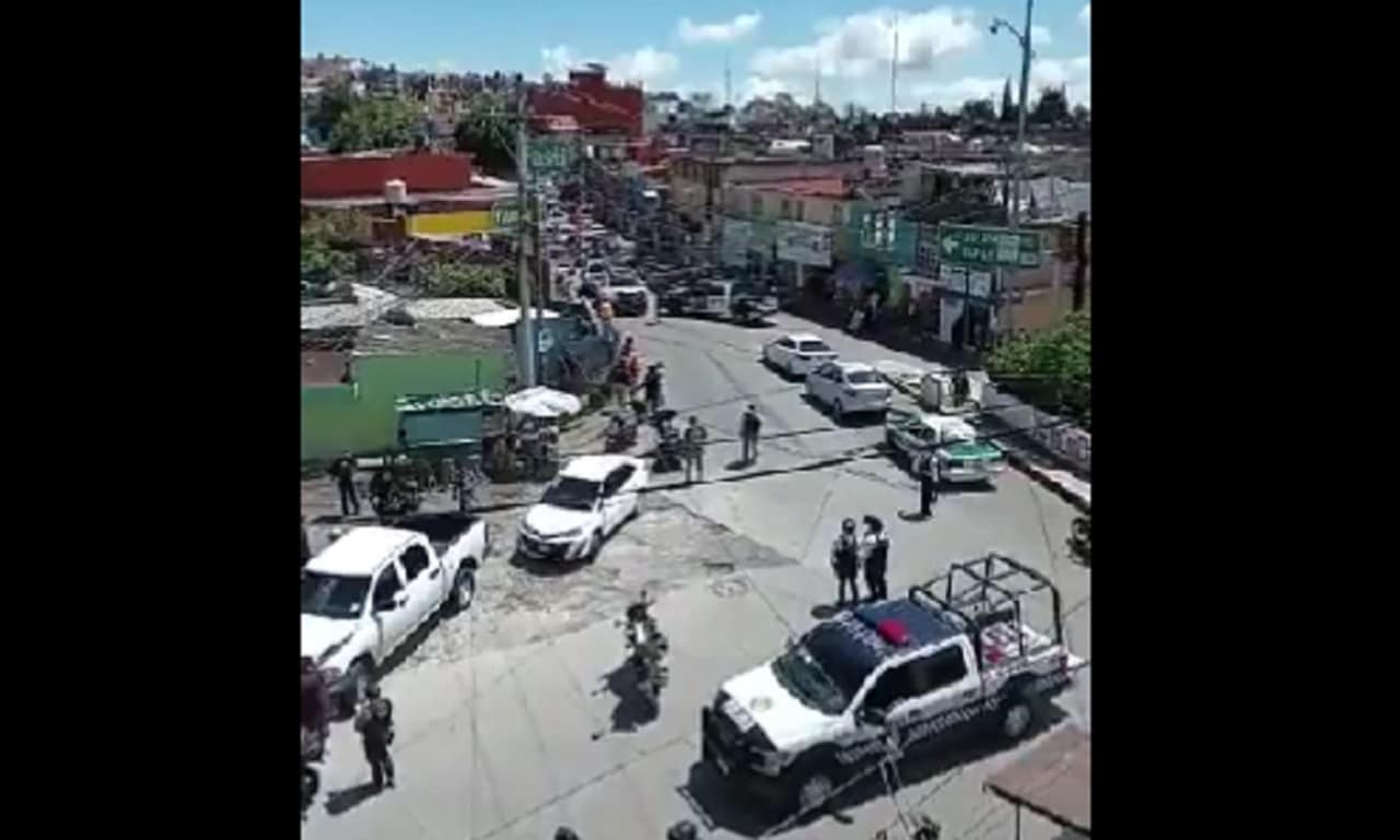 Activan código rojo por persecución y balacera en Xalapa