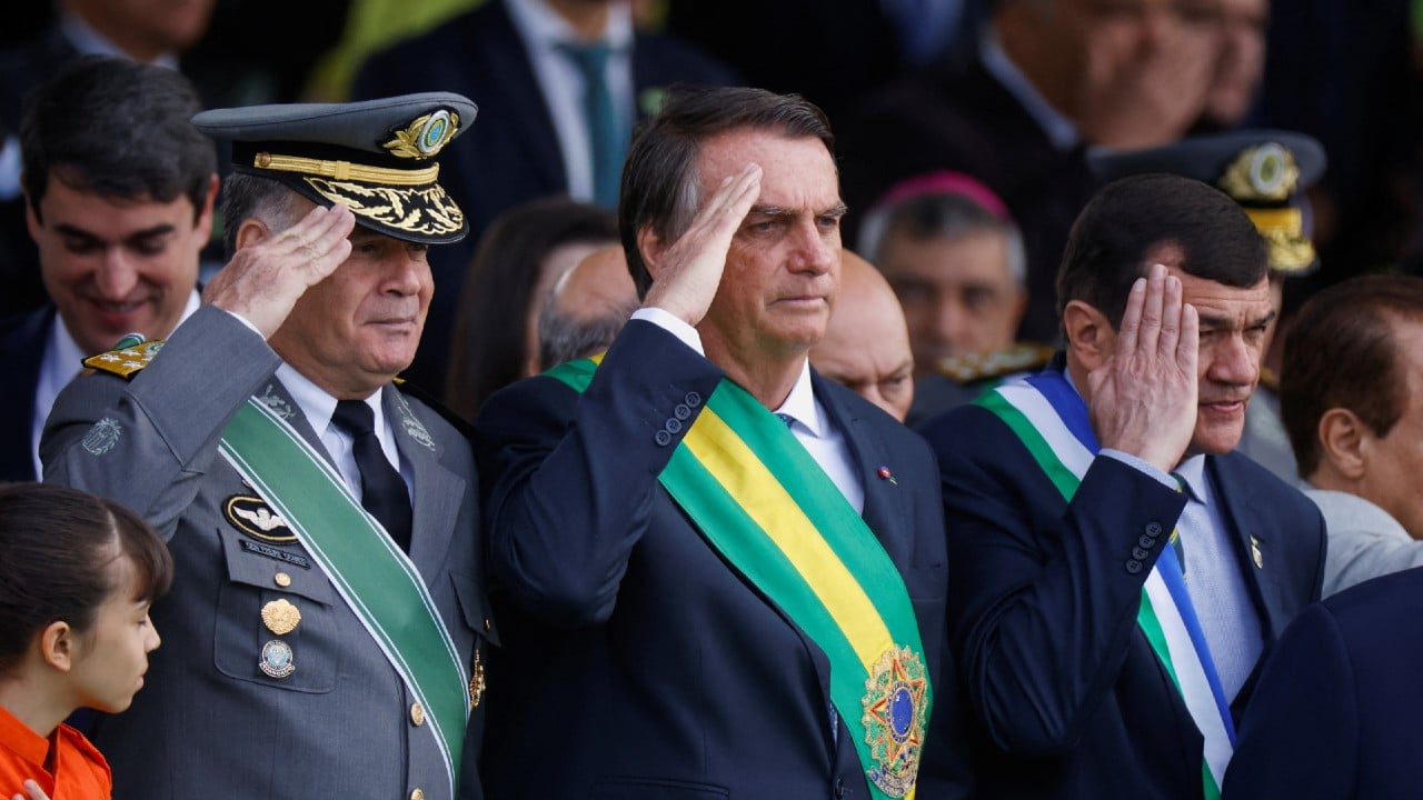 Brasil confirma que Bolsonaro acudirá al funeral de Isabel II