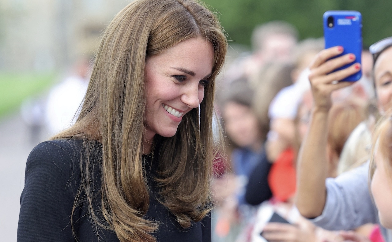 Isabel II: Kate Middleton fue consolada por su hijo Luis