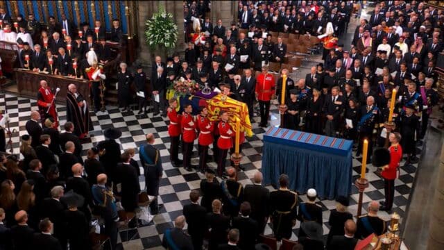 Ceremonia religiosa a la reina Isabel II en la abadía de Westminster