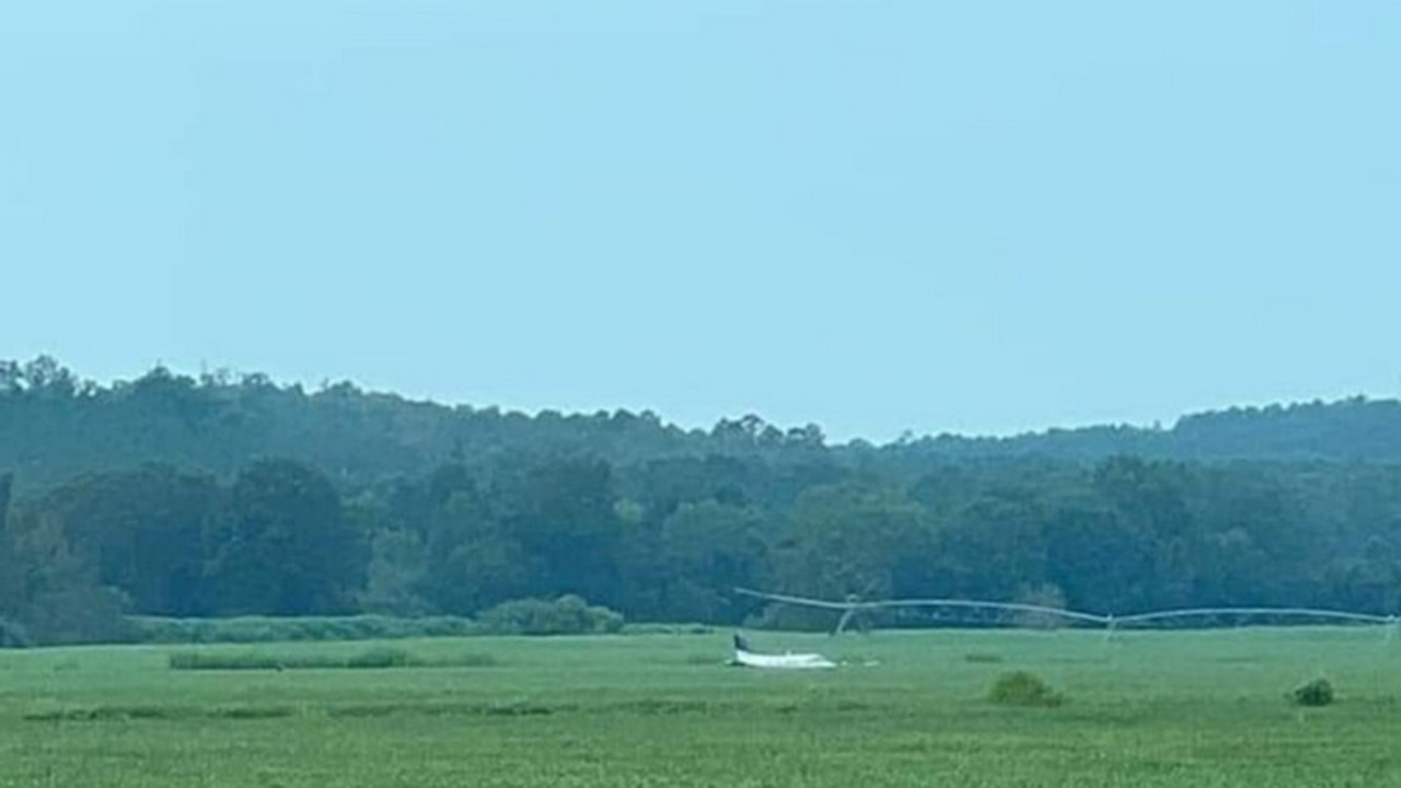 El aparato aterrizó de forma segura en una zona rural.
