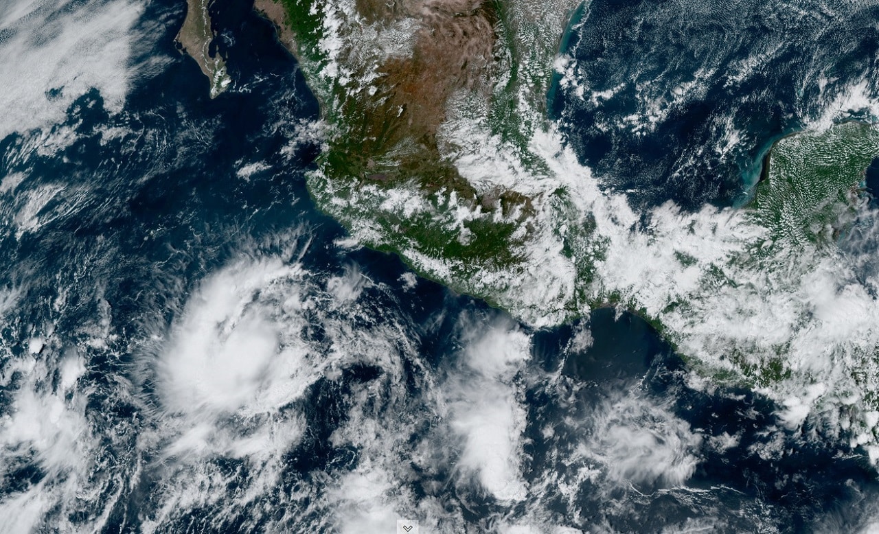 Ciclón Orlene se dirige hacia costas de Sinaloa