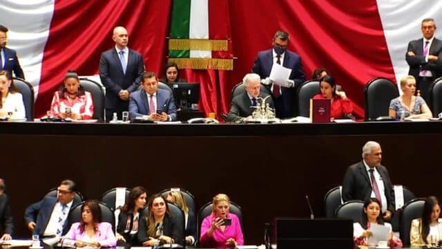 Legisladores fijan postura por Cuarto Informe de Gobierno de AMLO