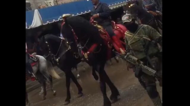 Captan a presuntos narcos en desfile patronal en Zirándaro, Guerrero