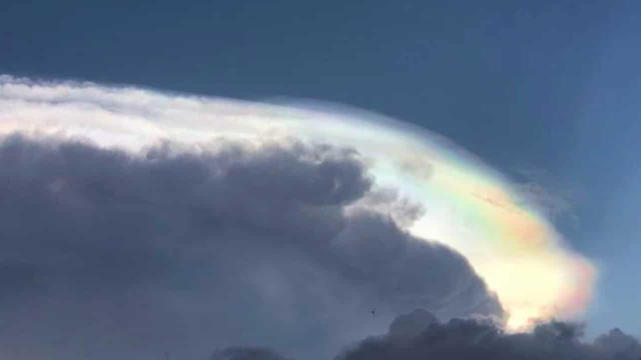 Nube Iridiscente sorprende en Guadalajara, Jalisco