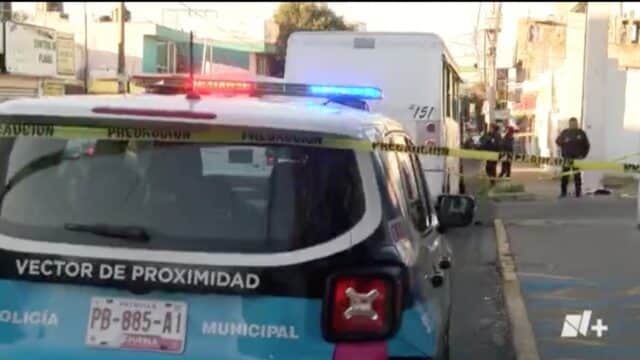 autobús, Puebla, riña, asalto, hombre armado, captura de pantalla