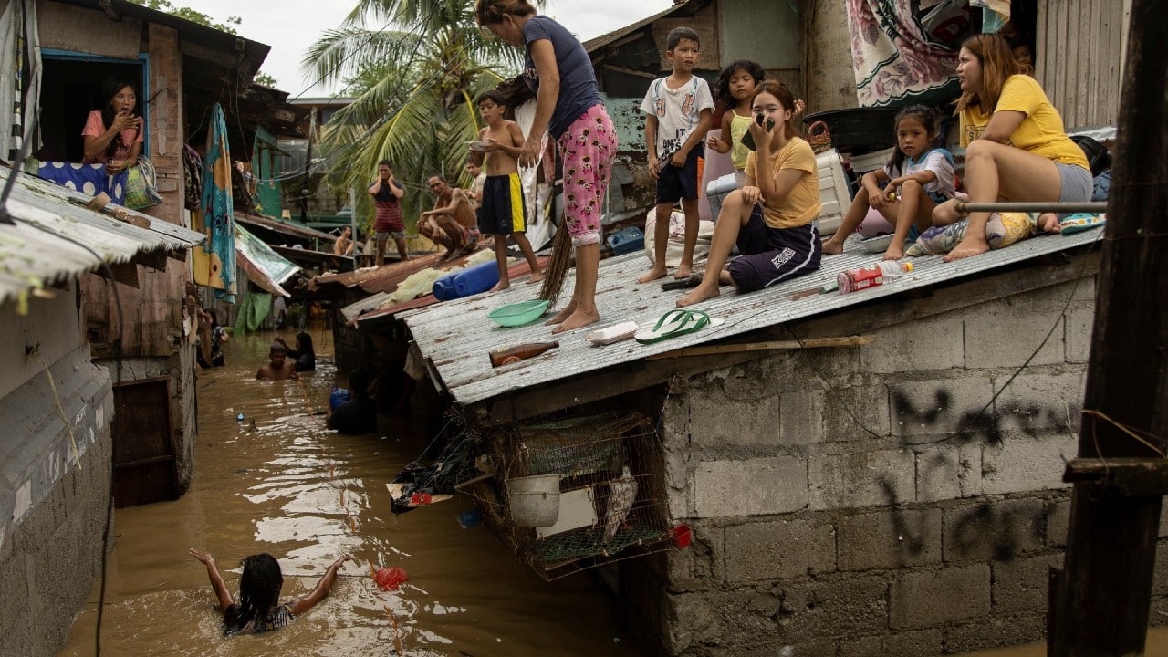 Reportan al menos seis muertos en Filipinas por el paso del tifón Noru