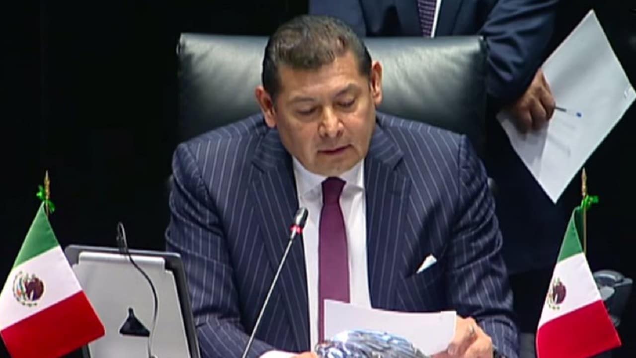 El presidente de la Mesa Directiva del Senado, Alejandro Armenta (Canal del Congreso)