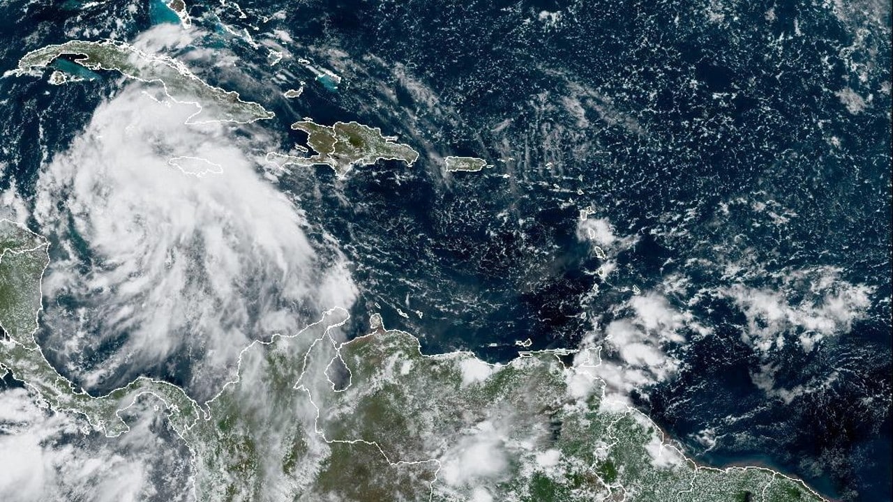 Tormenta tropical Ian se convierte en huracán en el Caribe