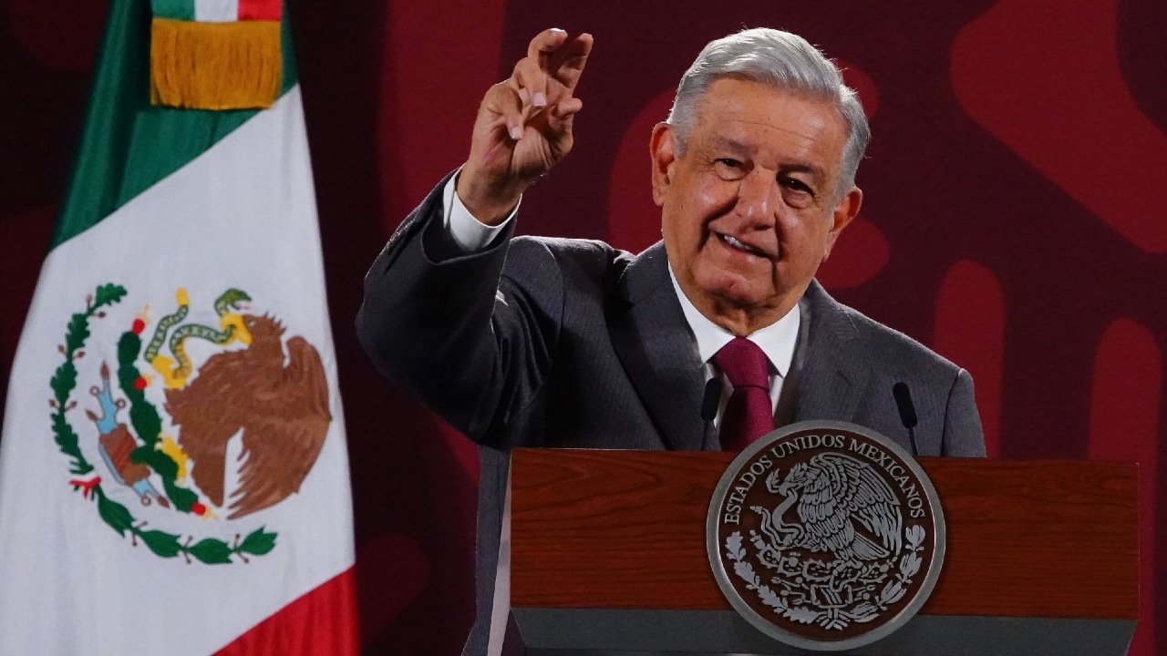Andrés Manuel López Obrador, presidente de México, ofrece su conferencia mañanera.