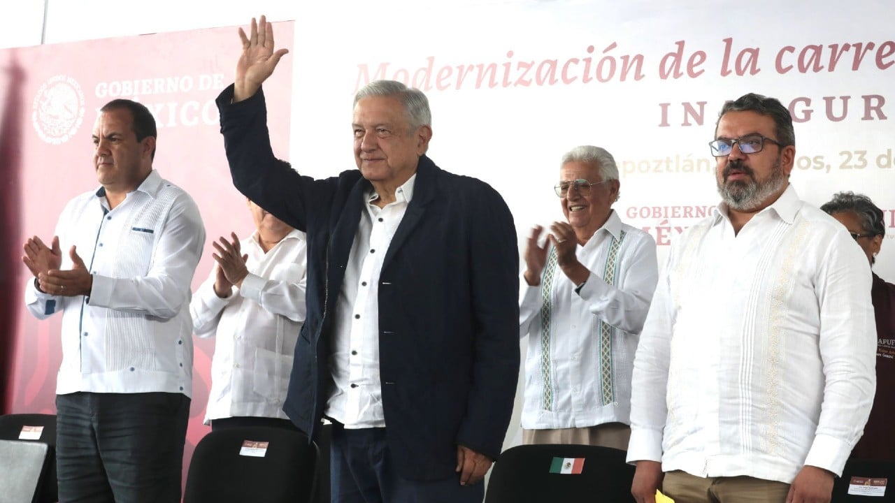 AMLO inaugura ampliación de la autopista La Pera-Cuautla en Morelos
