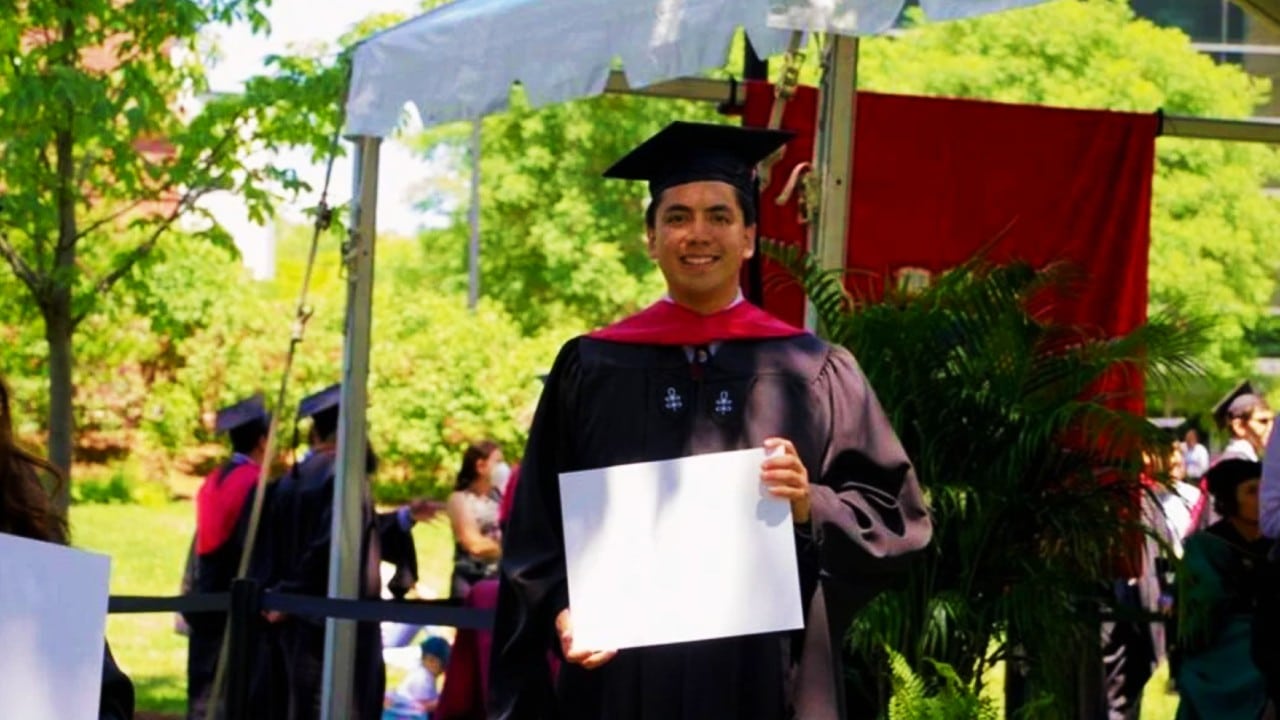 Harvard reconoce al mexicano Andrew Almazán por su labor con niños sobredotados