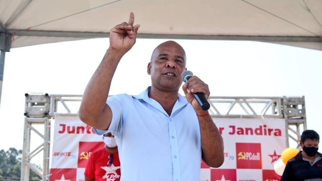 Asesinan a Dirigente del Partido de Lula a Dos Días de las Elecciones en Brasil.