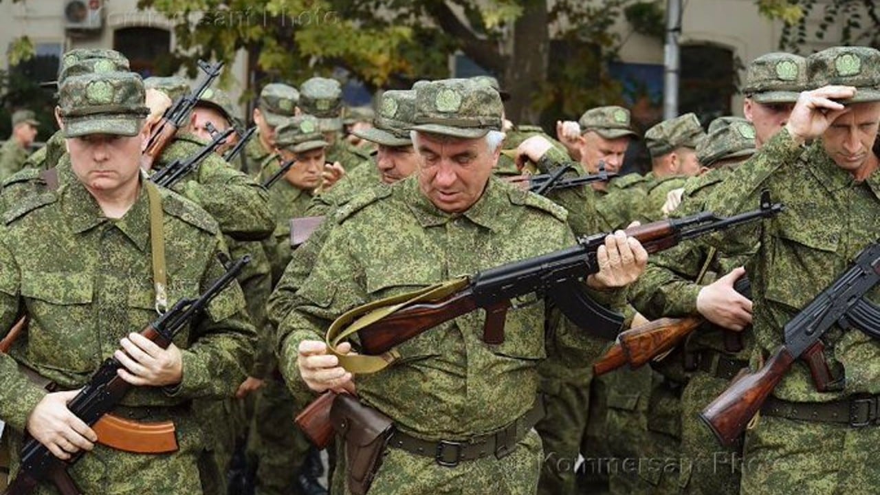 Ataque 'terrorista' en campo militar de Rusia deja 11 muertos.