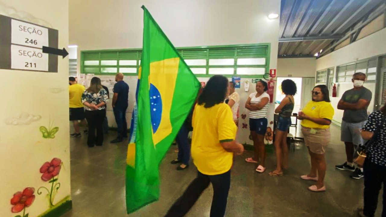 Abren Colegios Electorales para la Segunda Vuelta en Brasil