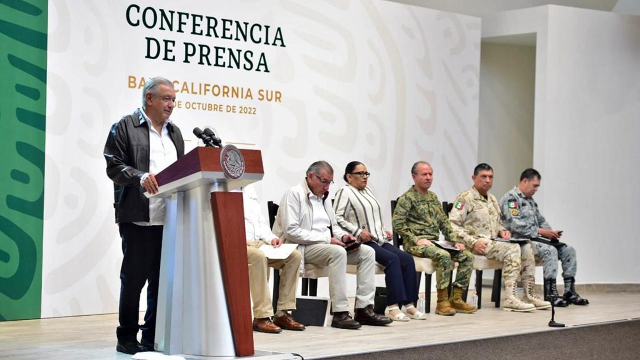 El presidente, Andrés Manuel López Obrador, en su conferencia mañanera desde Baja California Sur.