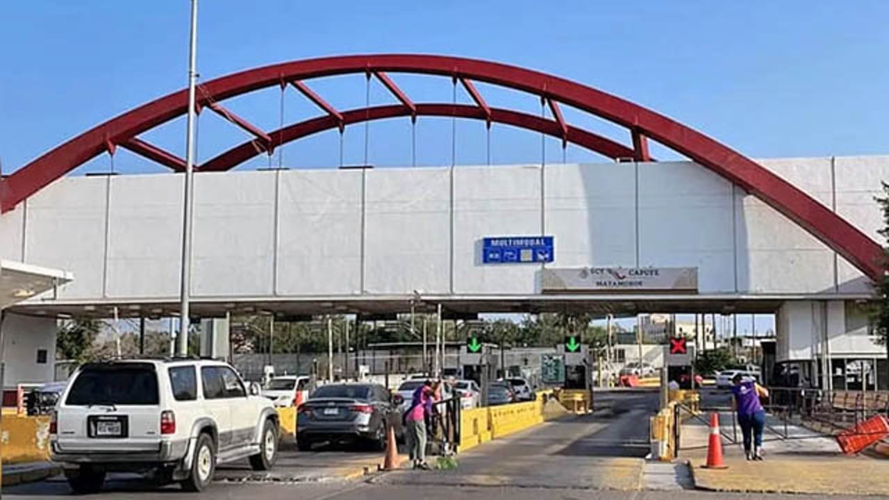 Detienen a 2 personas con más de 2 mdp sin declarar; pretendían entrar al país por la frontera de Tamaulipas