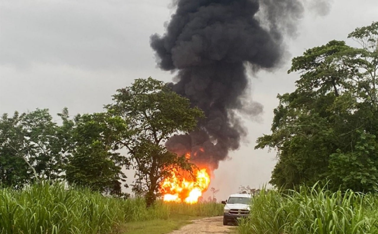 Explota ducto de gas en Huimanguillo, Tabasco; hay un muerto