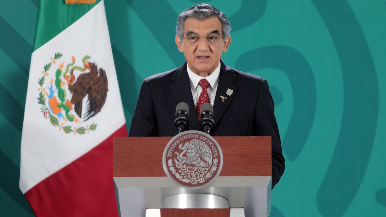 Américo Villareal, gobernador de Tamaulipas, ofrece su mensaje en la conferencia mañanera de AMLO