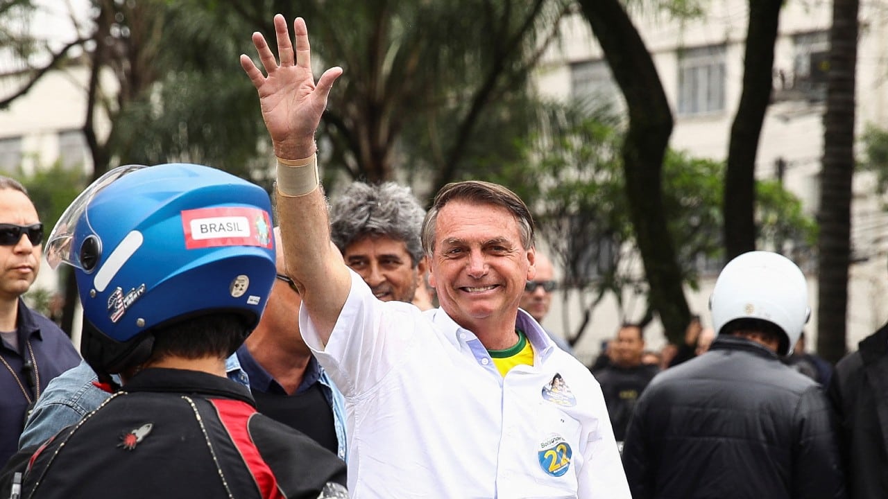 Bolsonaro y Lula cierran campaña en Brasil entre consignas y bocinazos