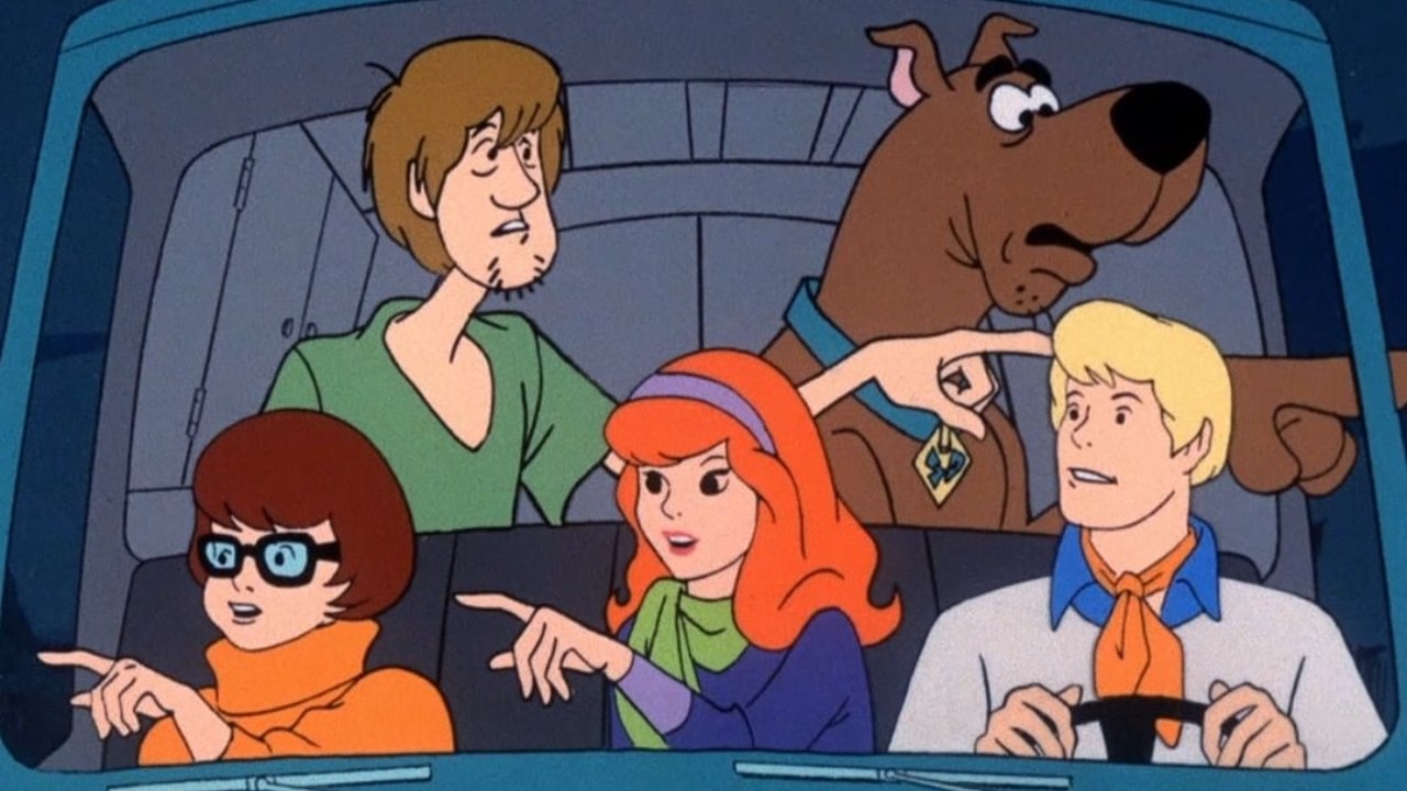Velma es lesbiana: Confirma próxima película de Scooby-Doo