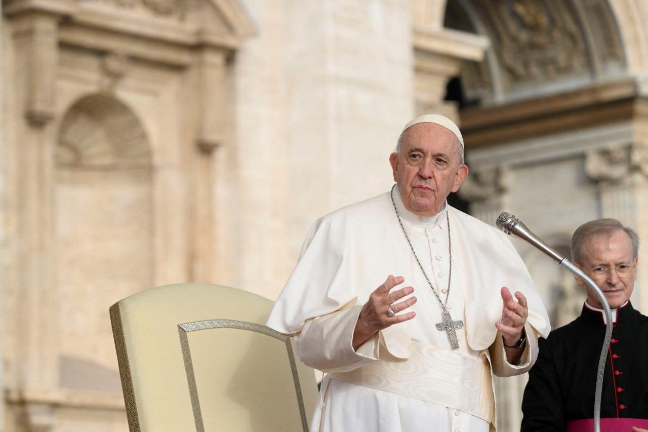 Papa Francisco Alerta que la Pornografía es un 'Vicio' también de ‘Sacerdotes y Monjas’.