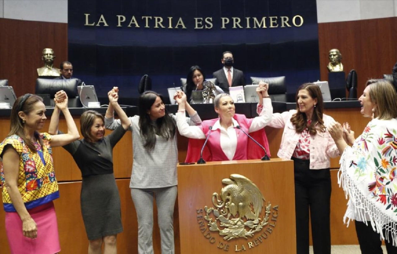 Senadoras del PAN y Morena vencen sus diferencias
