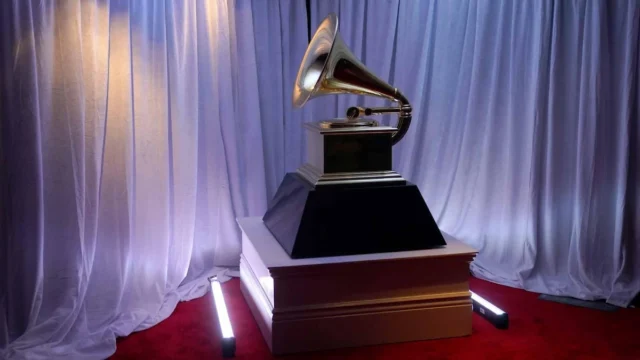 Estatua de los Grammy de la 65 entrega anual de los premios. Foto: AP