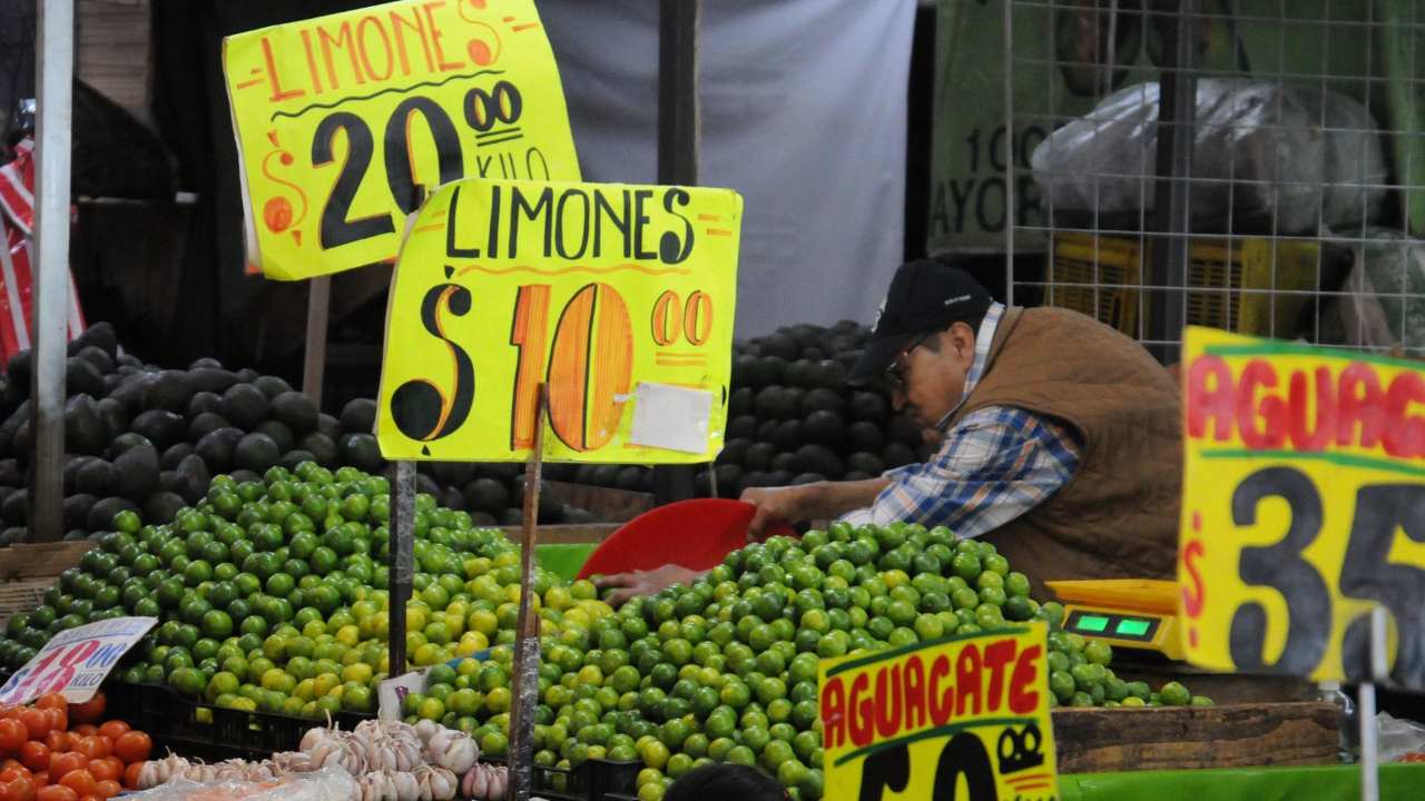 Inflación Sigue a la Baja en México; Cae al 7.12%