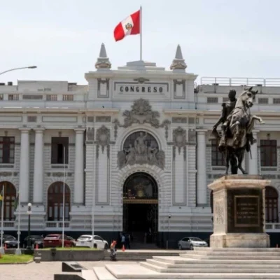 Es Oficial: Congreso de Perú Declara a AMLO Persona 'No Grata'