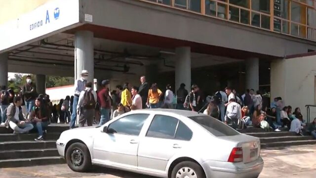 Protestan en Facultad de Química de la UNAM por Presunta Plaga de Chinches